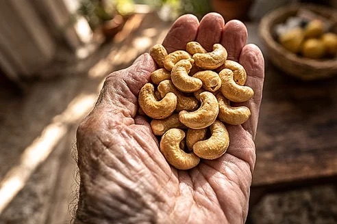 Assortimento di noci, mandorle e nocciole